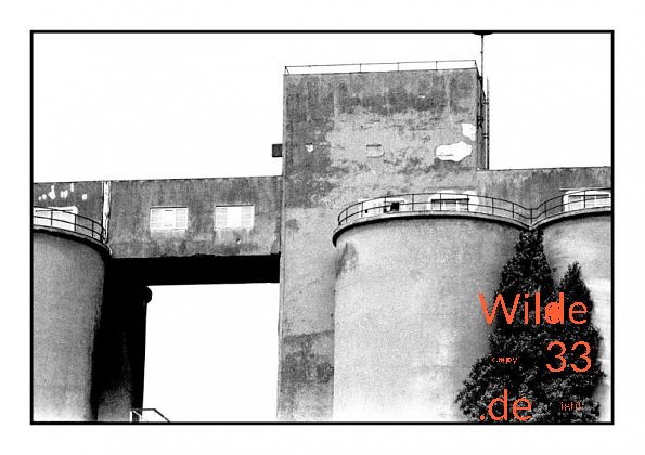 Silos of wheat mill #1, Duesseldorf harbour, 1985